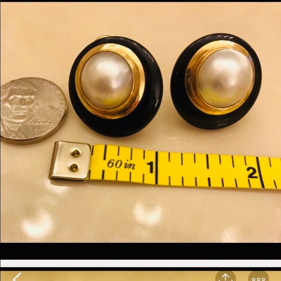 Jewelry - REAL 14K gold-mabe pearl & onyx earrings - extremely reduced.
